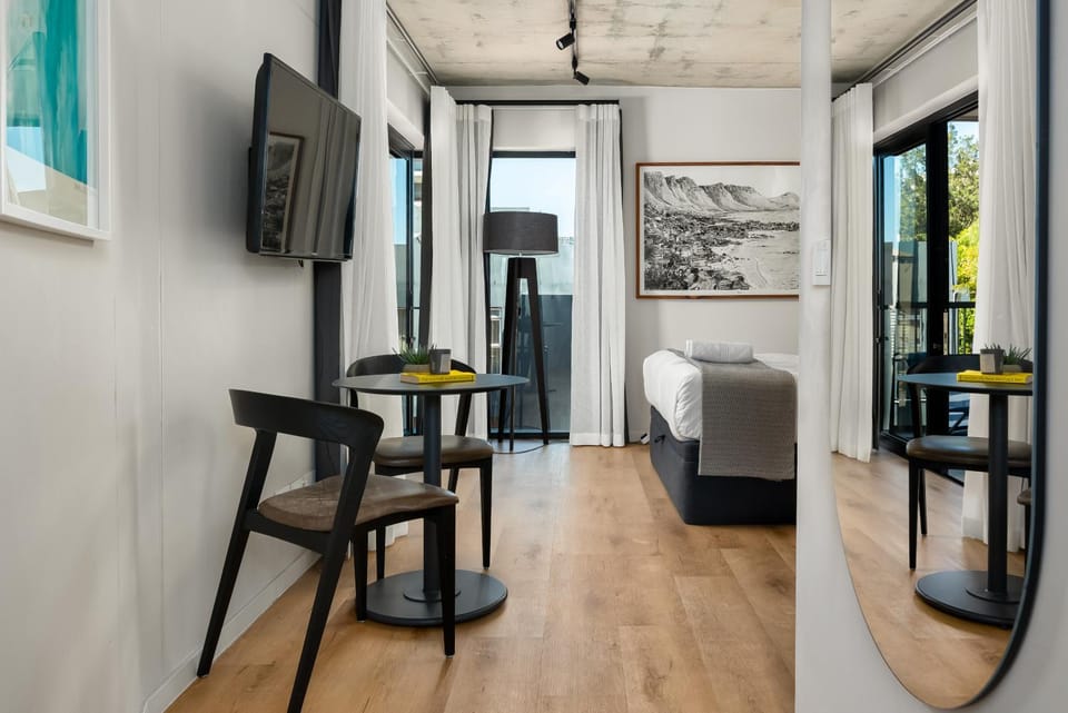 The Ivory 202 Apartment in Sea Point