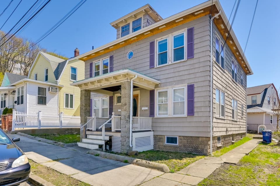 Boston Area Vacation Rental 3 Mi to Airport! Apartment in Winthrop