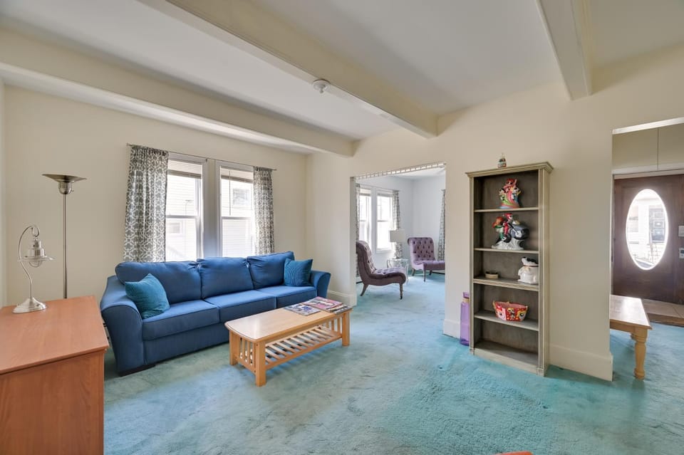 Boston Area Vacation Rental 3 Mi to Airport! Apartment in Winthrop