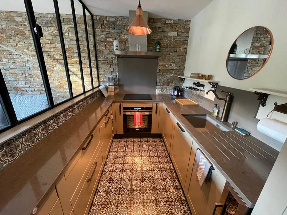 Kitchen or kitchenette, dishwasher, minibar, pet friendly, stove