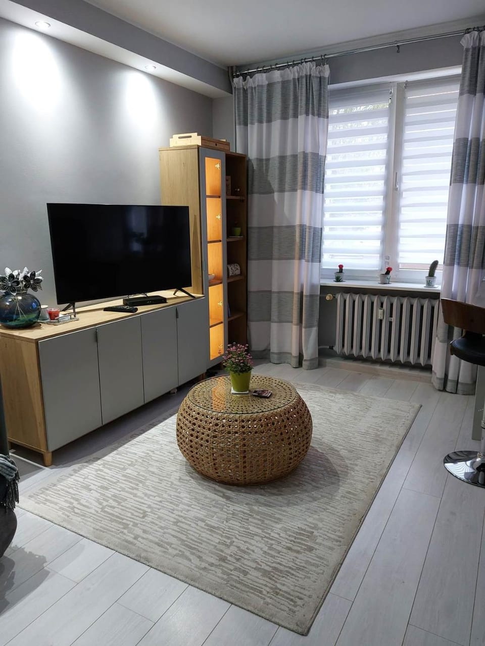 Bee Happy Apartament Wrzesnia Apartment in Greater Poland Voivodeship