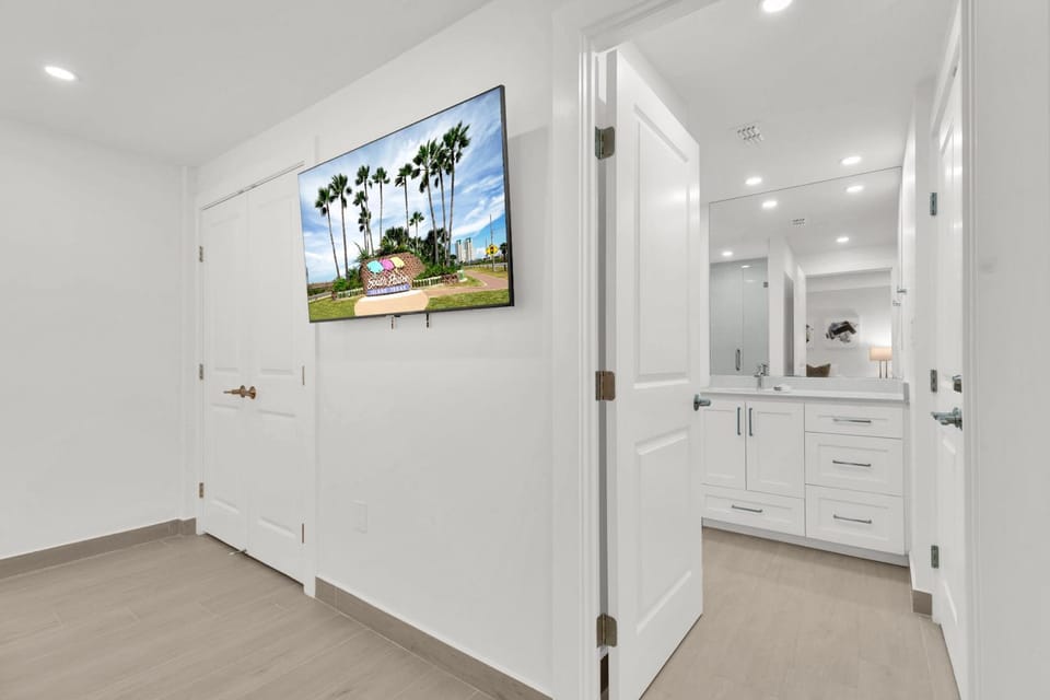 TV and multimedia, Bedroom