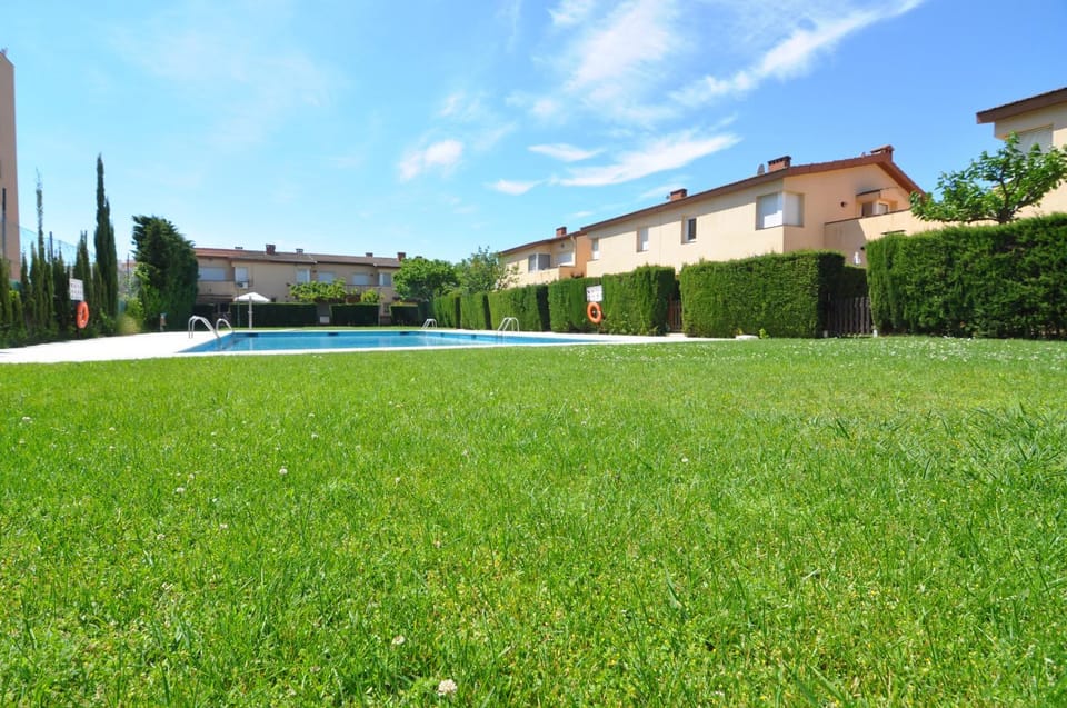 Garden, Swimming pool
