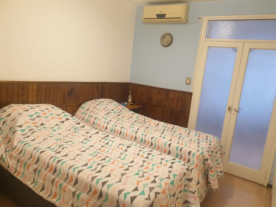 Bed, Bedroom, air conditioner