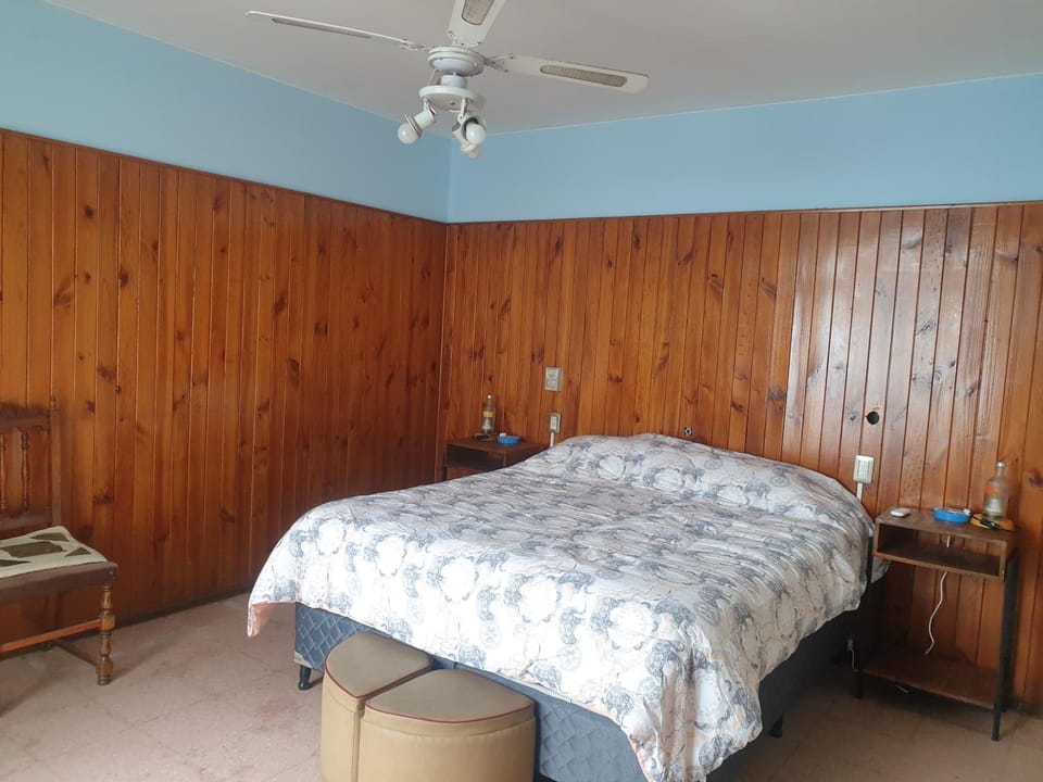 Bed, Bedroom, air conditioner