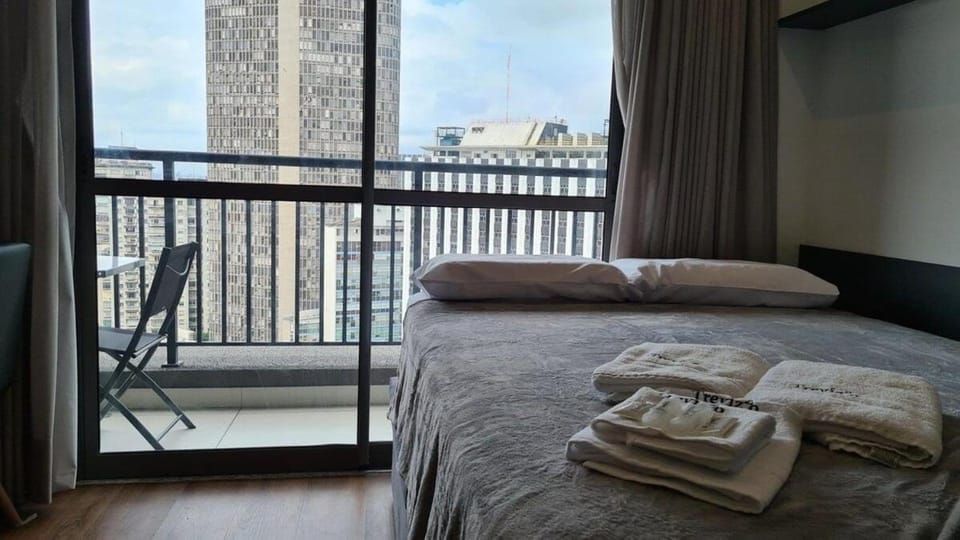 Bed, Balcony/Terrace, Bedroom
