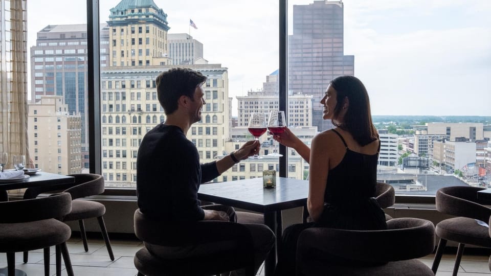 Restaurant/places to eat, Seating area