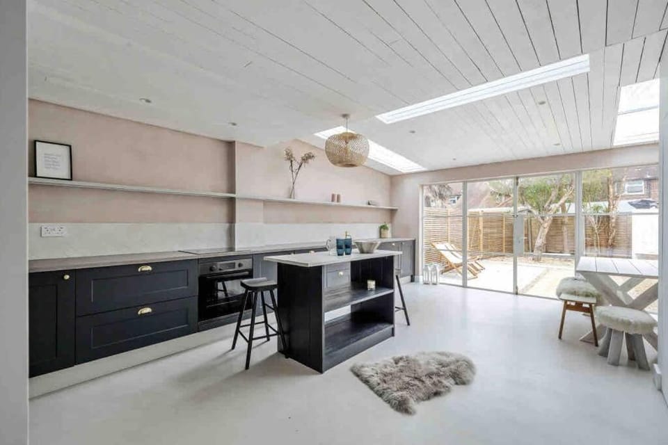 sea side cottage near beach House in Elms Lane