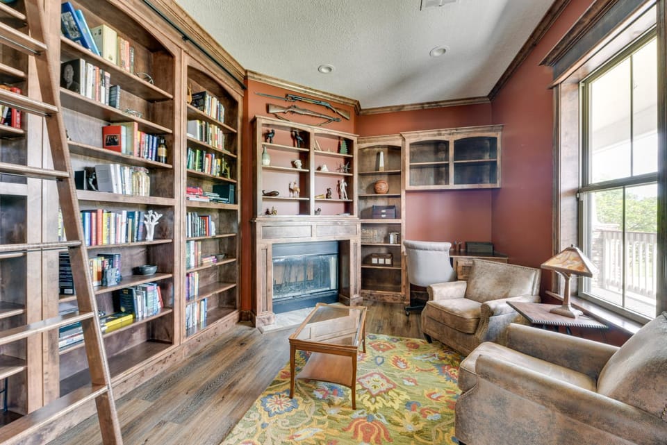 Spacious Lake Charles Craftsman - Pet Friendly! House in Lake Charles