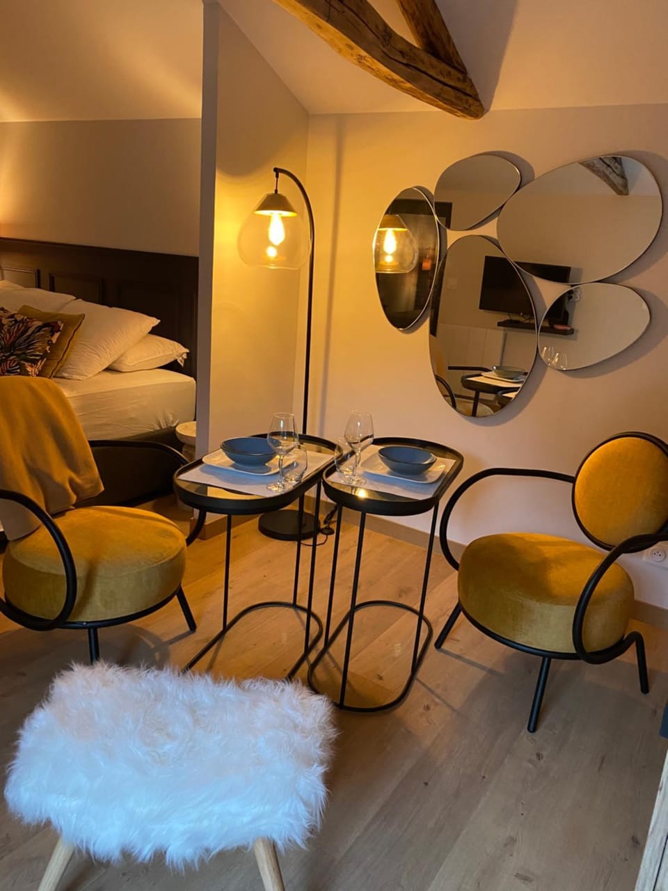 Communal lounge/ TV room