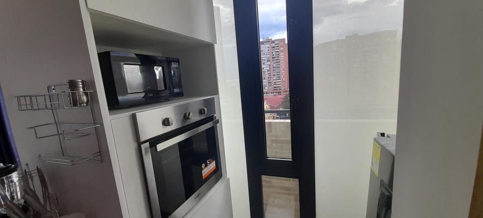 Kitchen or kitchenette, minibar, pet friendly, stove