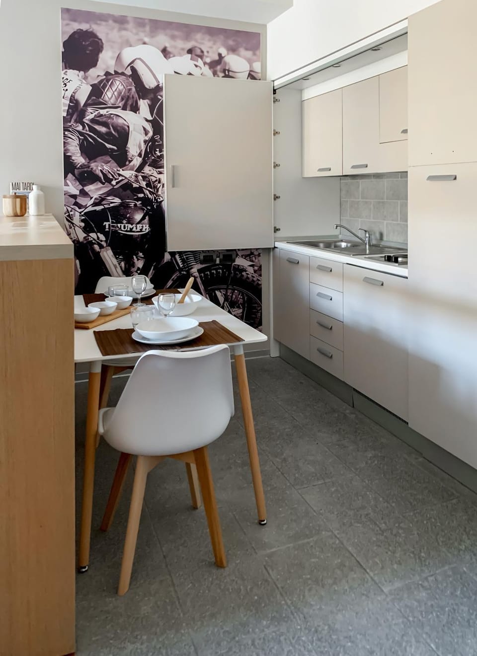 Kitchen or kitchenette