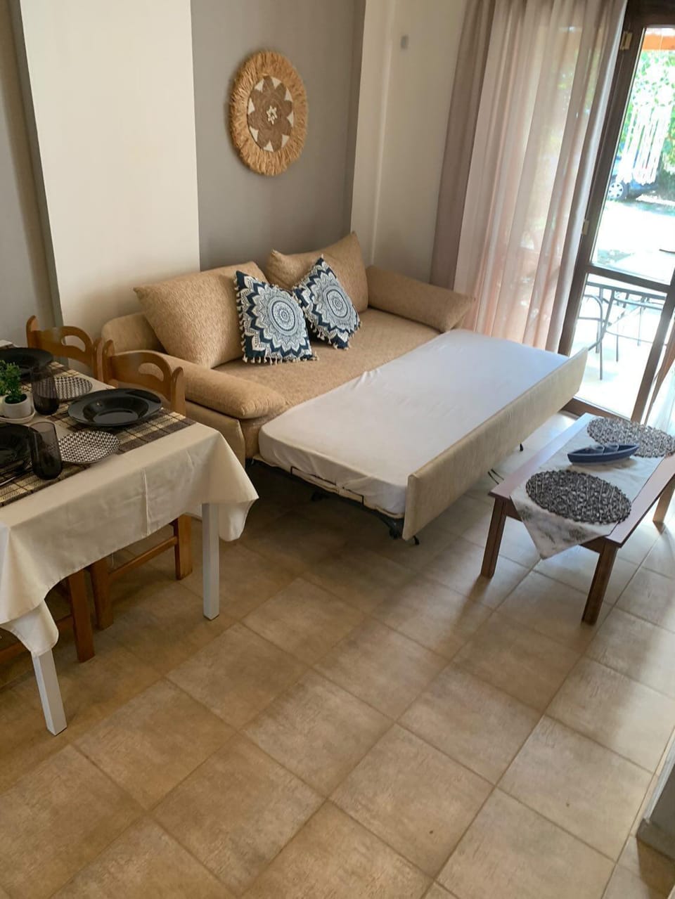 Bed, Living room, Seating area