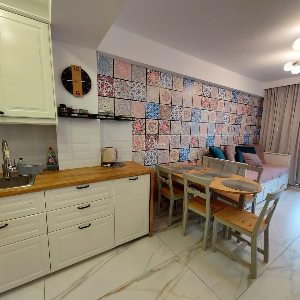 Kitchen or kitchenette, Living room, Dining area