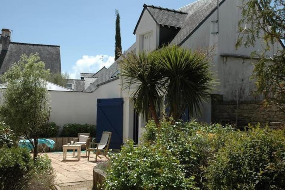Petite maison bourg de La Trinite sur Mer - 4 à 6 couchages House in Carnac