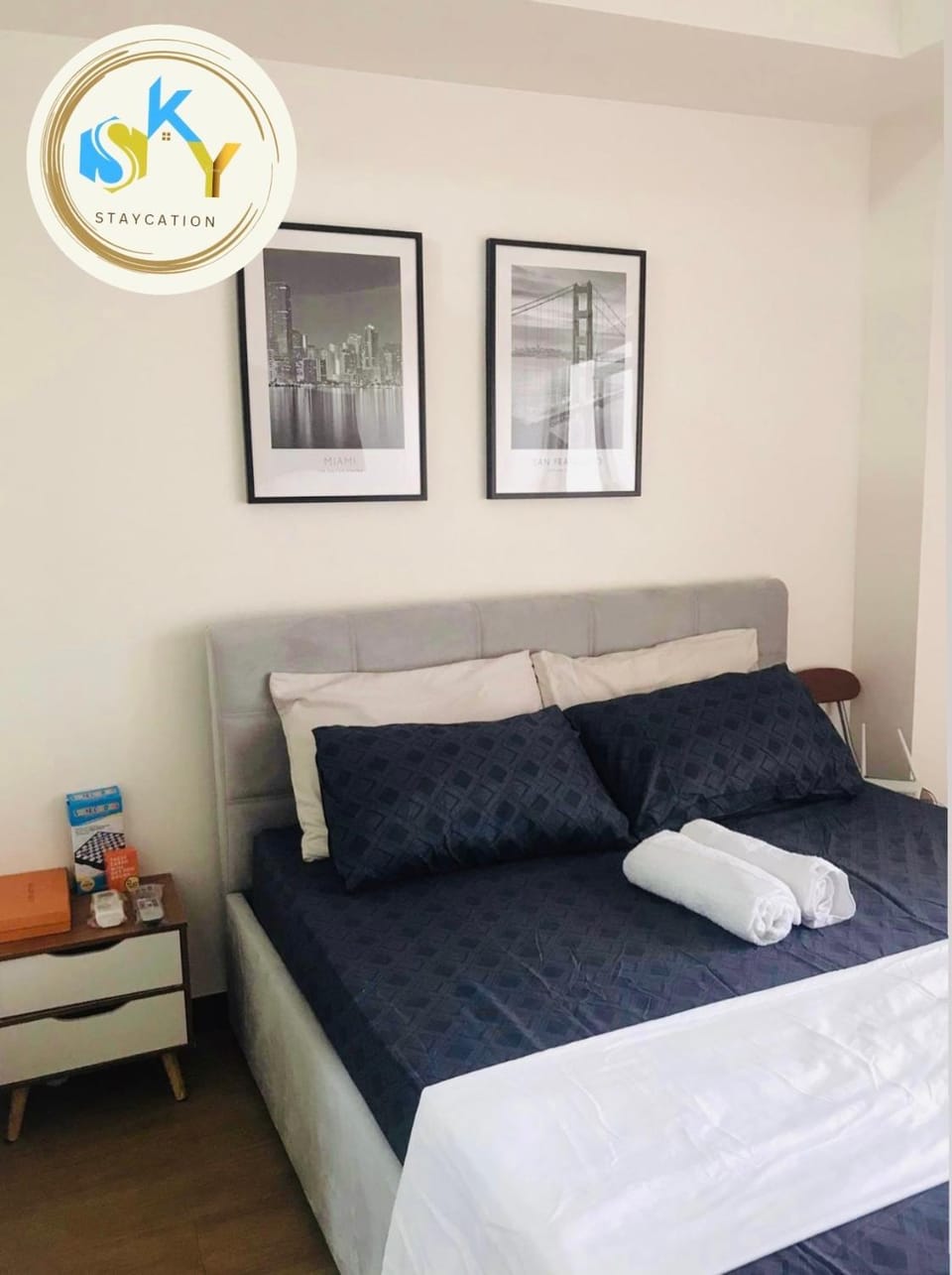 1 BR Condo Unit at The Celandine Condominium near Ayala Cloverleaf Mall Apartment hotel in Quezon City