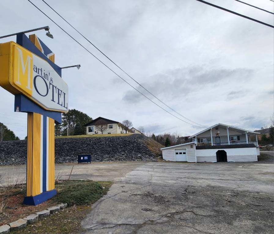Martin's Motel USA Hotel in Edmundston