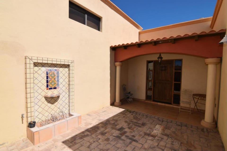 Casa Welch: Spacious 3BR home in Resprt House in State of Baja California