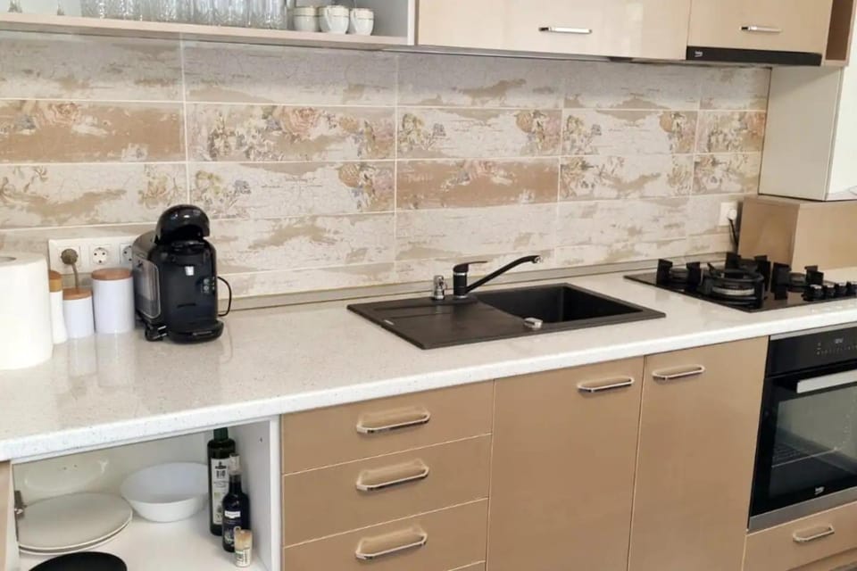 Coffee/tea facilities, kitchen