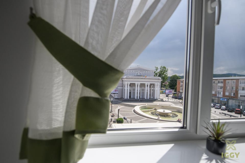 City view, City view