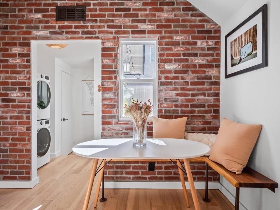 Luxe OB Home, Walk to Beach, Sauna, and Backyard House in Ocean Beach