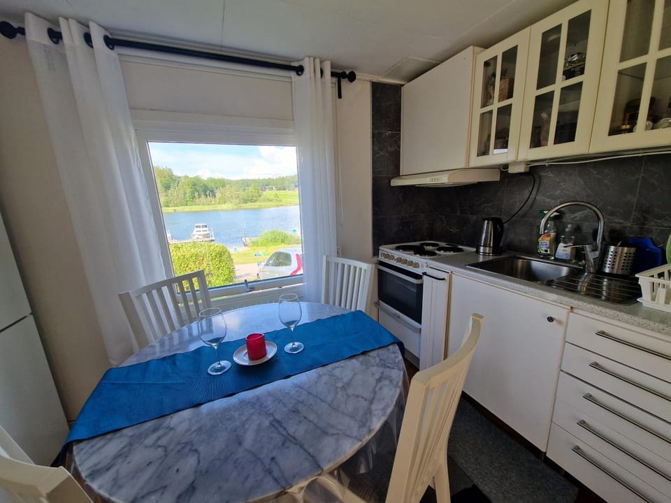 Trevligt fritidshus med underbar utsikt Villa in Gothenburg
