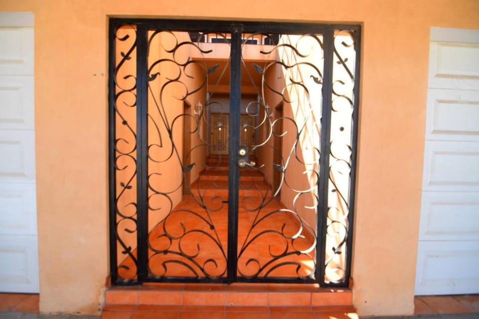 Amazing beach side, Luis Margarita villa House in San Felipe