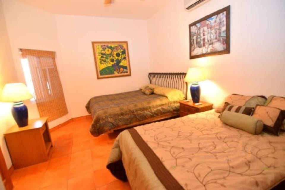 Amazing beach side, Luis Margarita villa House in San Felipe