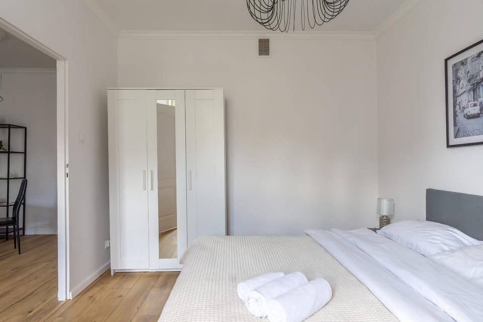 Bed, Photo of the whole room, Bedroom, towels, wardrobe