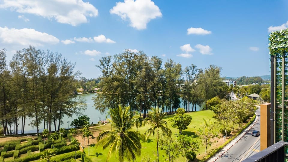 Balcony/Terrace, Lake view