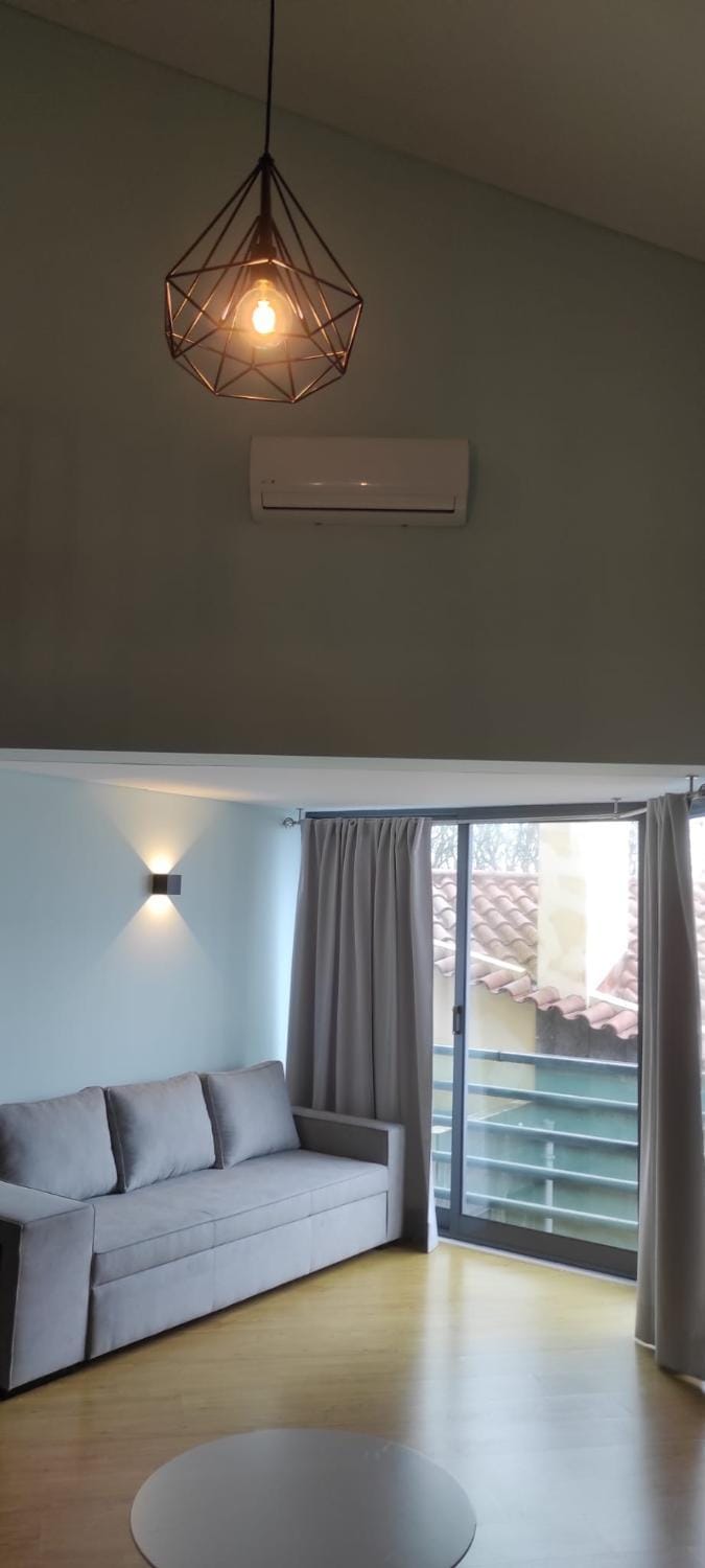 Living room, Photo of the whole room, Seating area, air conditioner