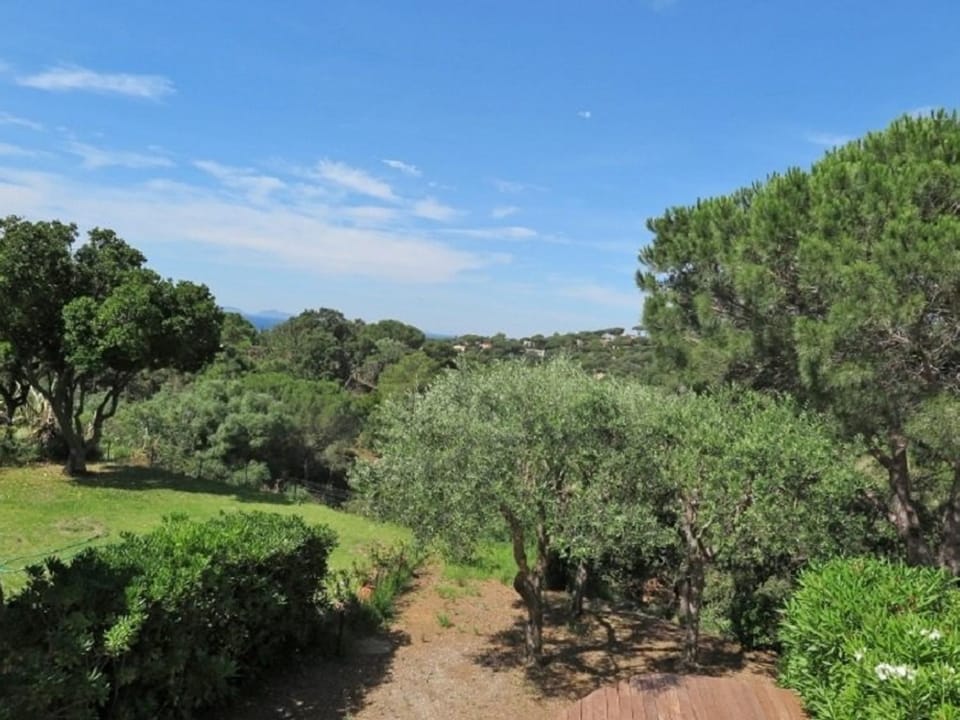 Mas rénové 2 chambres avec piscine à 1km de la plage de Gigaro - FR-1-726-13 Apartment in Ramatuelle