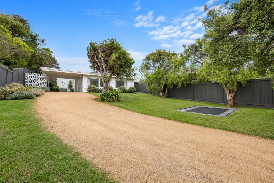 Property building, Facade/entrance, Children play ground, Garden, Family, Parking