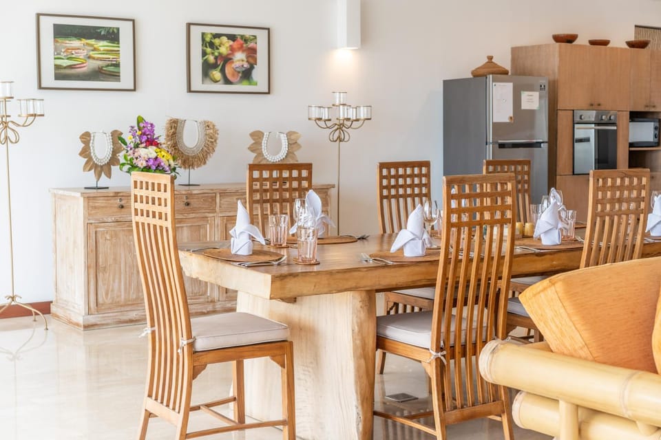 Dining area, Dinner