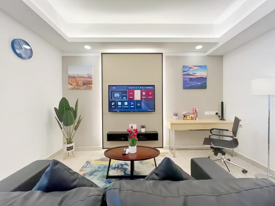 TV and multimedia, Living room, Seating area