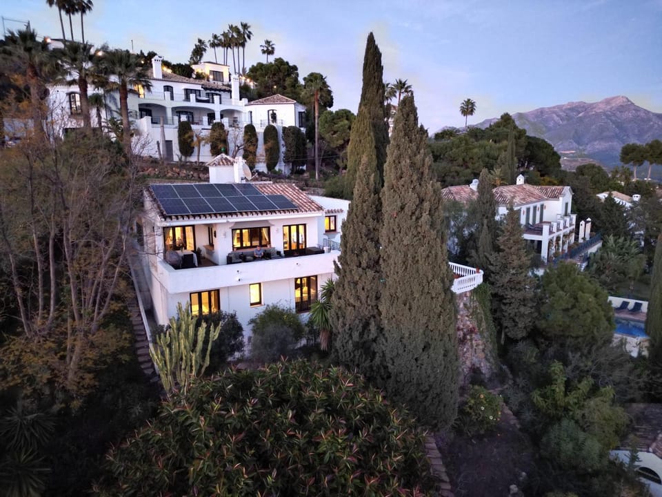 Property building, Bird's eye view