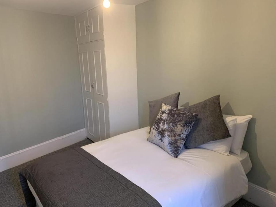 Earls Court Apartments Apartment in City of Westminster