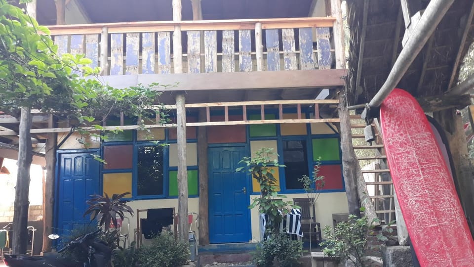 Big Daddy´s Surfcamp Apartment in East Java