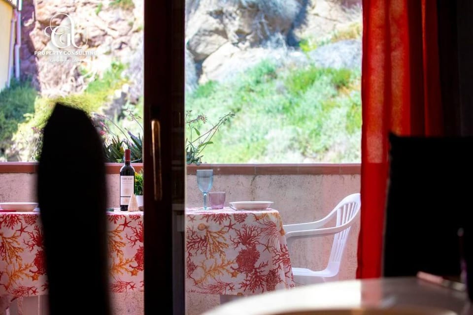 Balcony/Terrace, Dining area