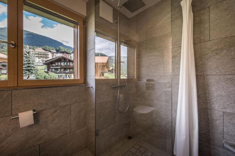 Breithorn Apartment, Eiger North Face View Apartment in Grindelwald