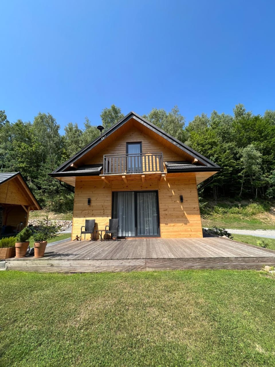 Property building, Natural landscape, Summer