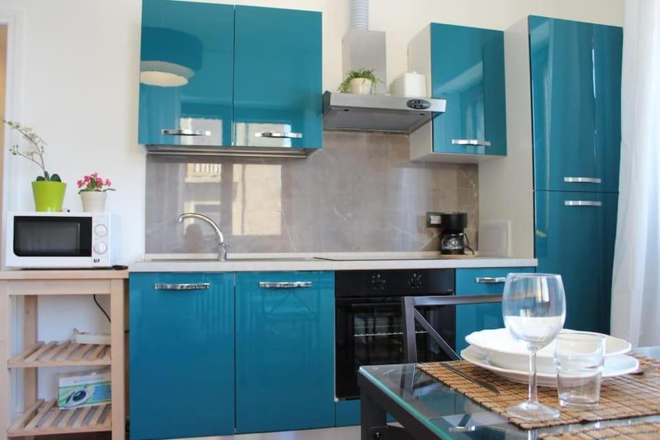 Art Apartment stazione A Apartment in Florence