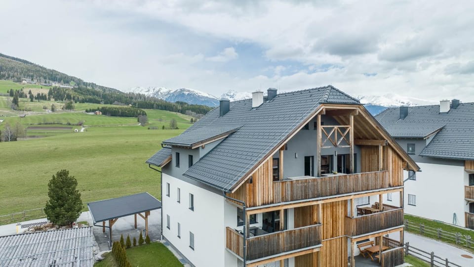 Property building, Spring, Day, Natural landscape, Mountain view