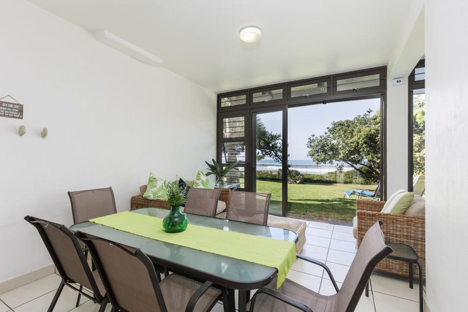 Patio, Garden, View (from property/room), Seating area, Garden view, Sea view