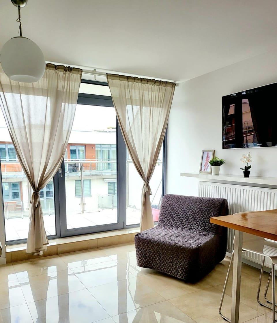 Communal lounge/ TV room, TV and multimedia, Living room, Seating area