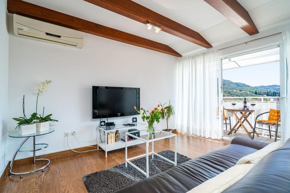 Apartment Sunday Apartment in Dubrovnik-Neretva County