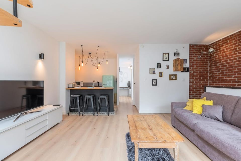 Appartement lumineux avec rooftop et garage privé. Apartment in Lille