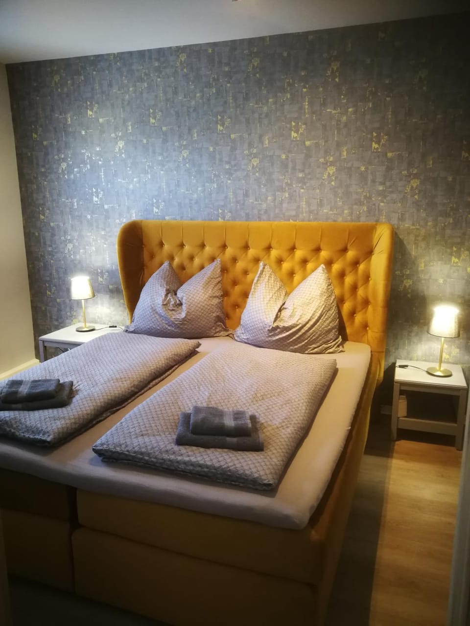 Bed, Photo of the whole room, Bedroom, towels