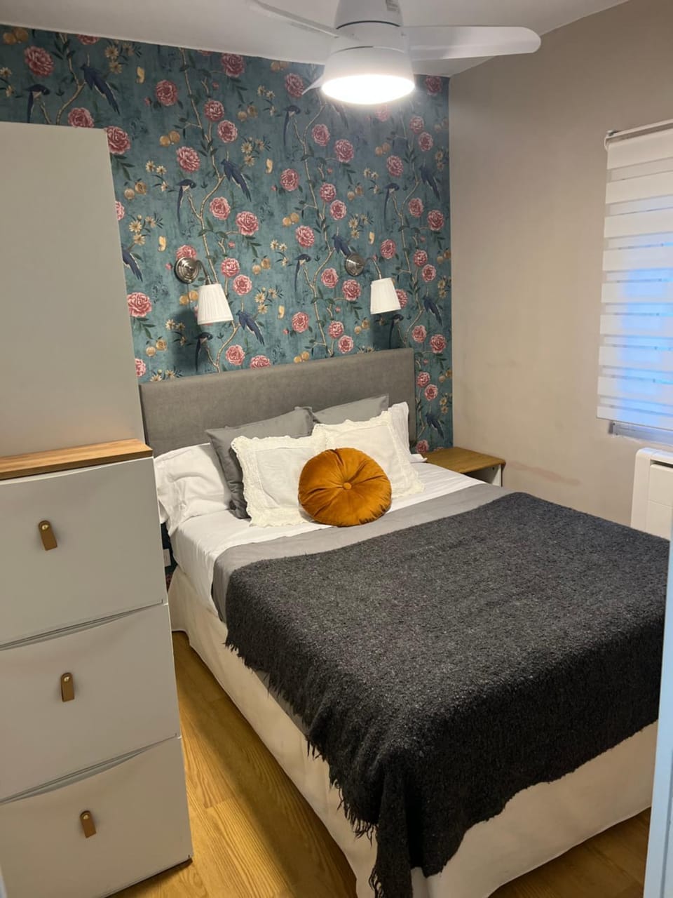 Apartamento Vallecas Plaza Apartment in Madrid