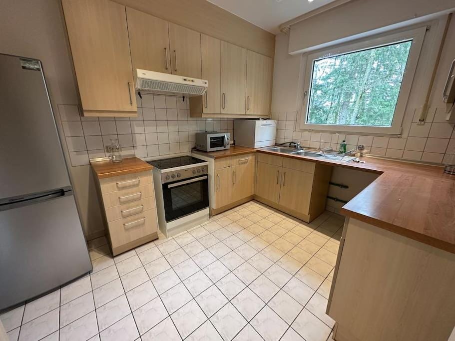 Kitchen or kitchenette, minibar, pet friendly, stove